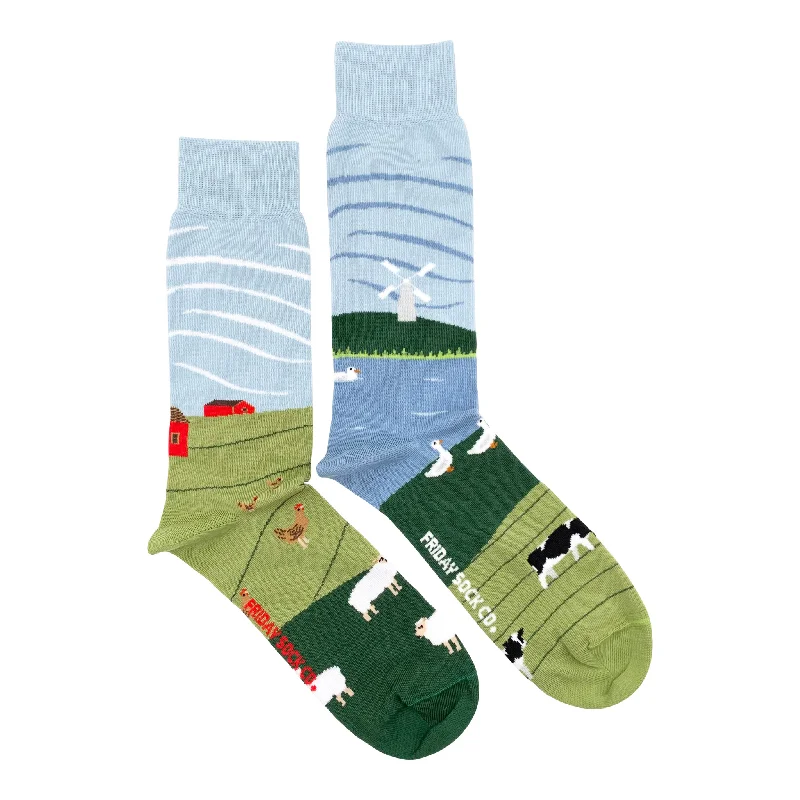 Men's Barnyard Scene Socks